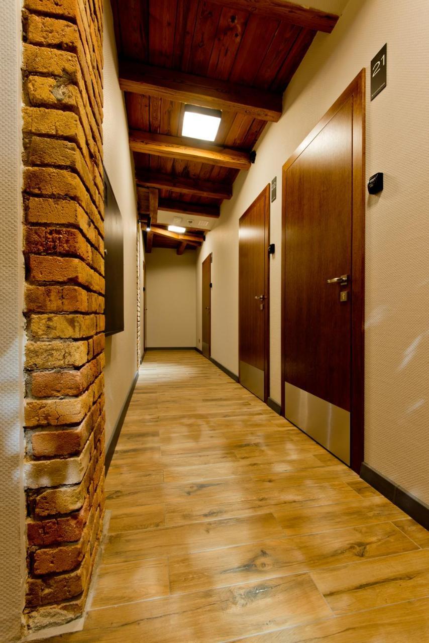 Apartsuites I Sorau Жари Екстер'єр фото A corridor in a hotel